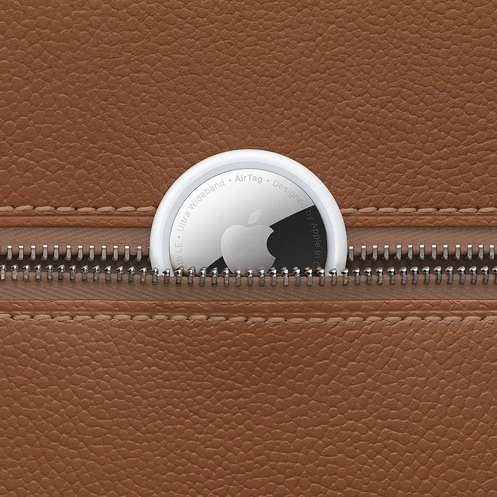 Apple AirTag, Track & Locate with Find My Network, See Direction, Distance & Map Location, Find Items by Asking Siri, Use with Keys, Wallet, Bags & More, Single Pack, White | MX532ZE/A - Image 5