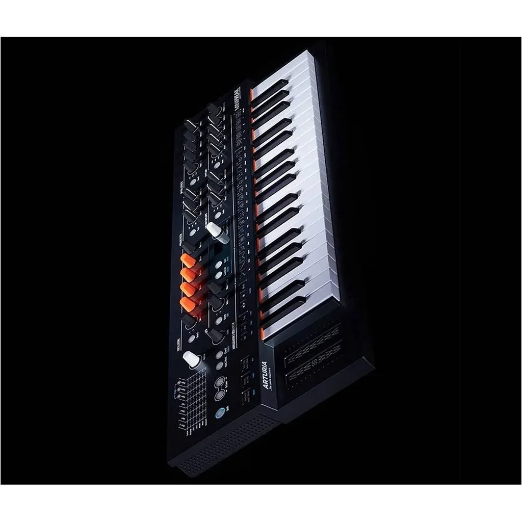 Arturia MiniFreak Hybrid Polyphonic Synthesizer - 6-Voice Digital Engines with Analog Filters, 37-Key Aftertouch Keyboard, Sequencer & Onboard FX, Black | 571001 - Image 5