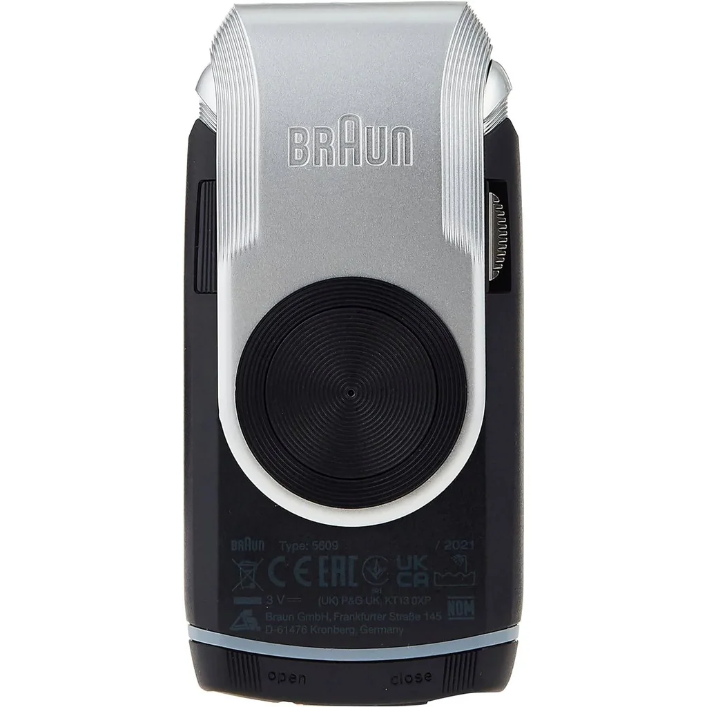 Braun M-90 Mobile Shaver Battery Operated