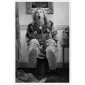 ALAYRA Dumb and Dumber Funny Bathroom Wall Art Movie Scenes Posters for Room Aesthetic Black and White Poster Canvas Prints Harry on The Toilet Humor Picture Artwork Home Decor(12x16inch -Unframed) 01