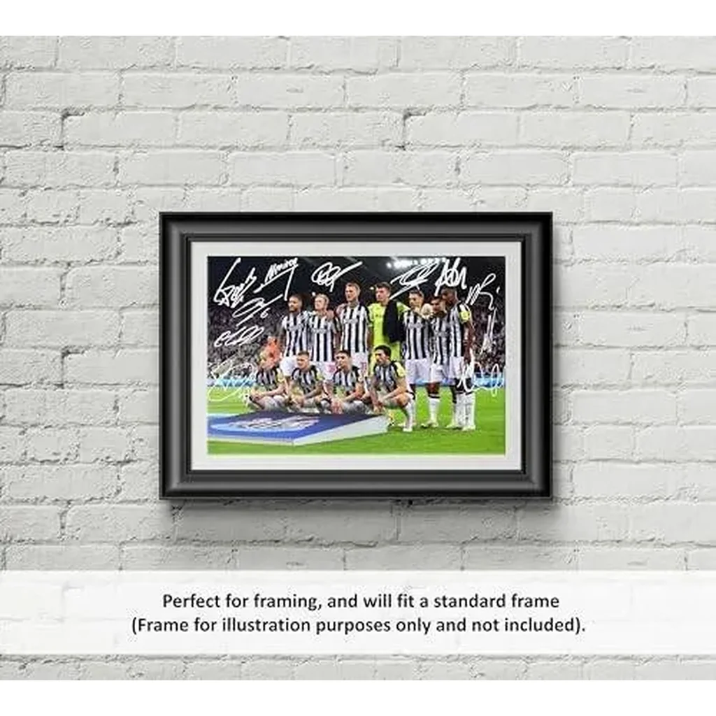 ALAYRA Newcastle United Team Line Up v PSGA Champions League Team Multi Signed 12x8 Inch Photo Print Pre Printed Signature Autograph Football Gift 01 - Image 3