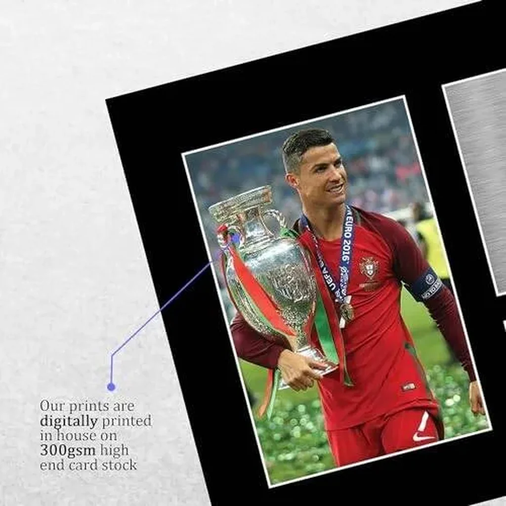 ALAYRA Portugal Cristiano Ronaldo Gift Signed A4 Printed Autograph Photo 01 - Image 2