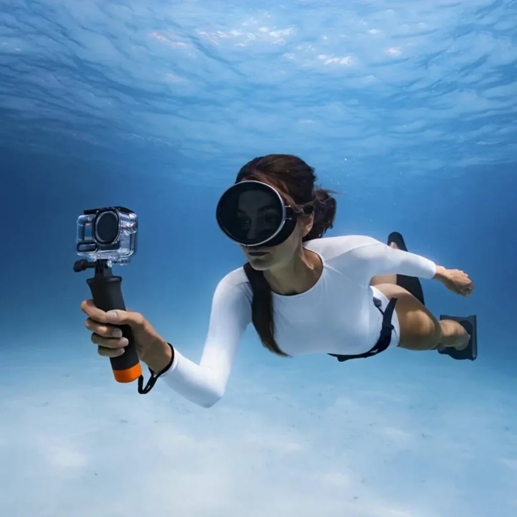 DJI Diving Accessory Kit for Osmo Action 6, Up to 60 Meters Water Depth, Sealed Waterproof Case, Anti-Fog Inserts, Floating Handle, Wrist Strap, Locking Screw | CP.OS.00000536.02 - Image 5