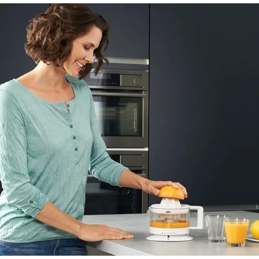 Braun Juicer, 20 Watts, 350ML, Left-And-Right Rotation, Automatic Start and Stop, Adjustable Fruit Pulp Control, Practical Scale, White | CJ3000 - Image 8